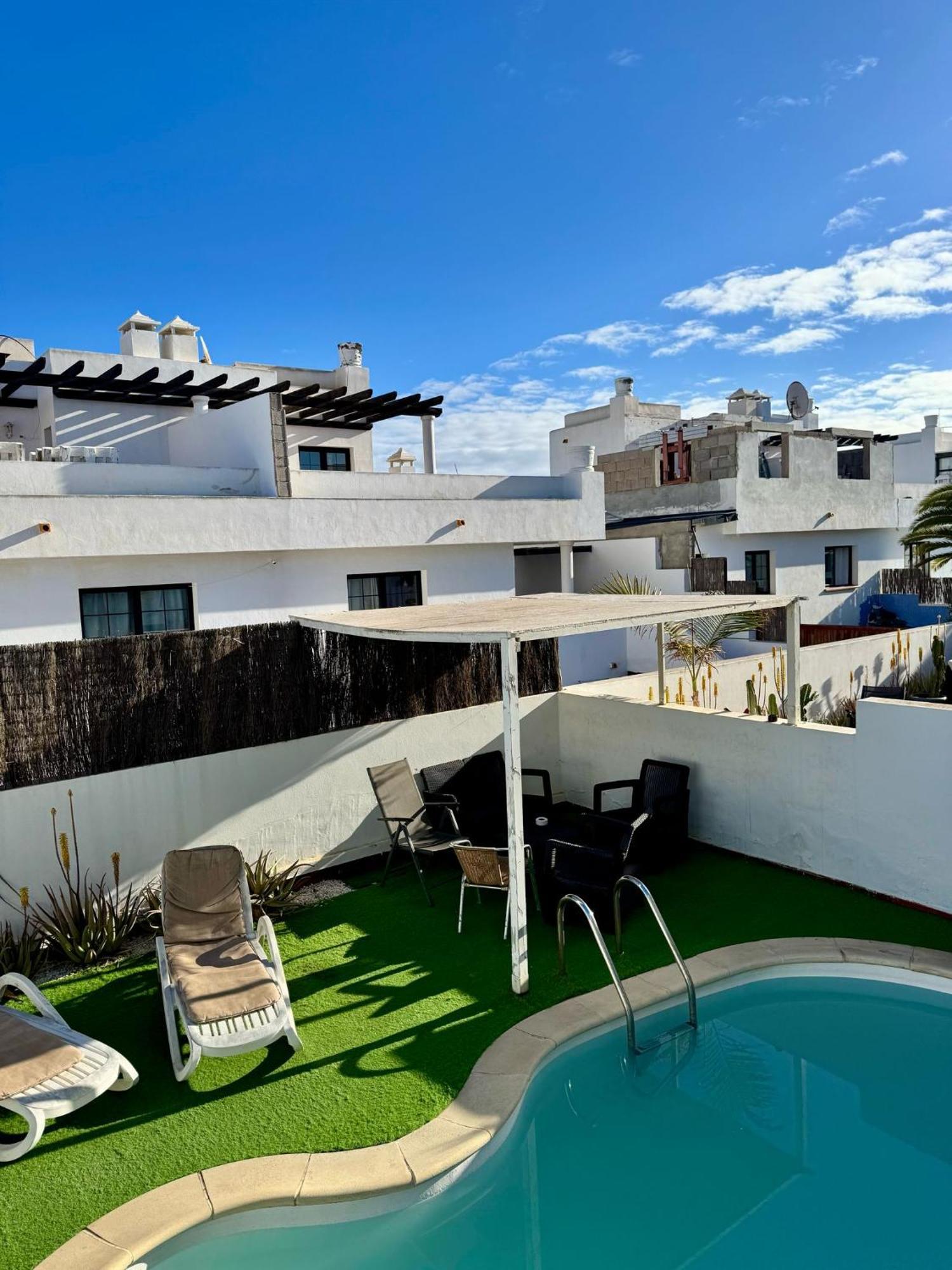 La Fresa Hostel Corralejo Exterior photo